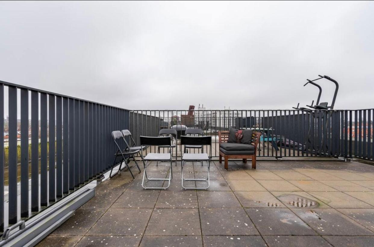 4-Bedroom- Central Located- 120 Sqr Meter Apartment Amsterdam Extérieur photo